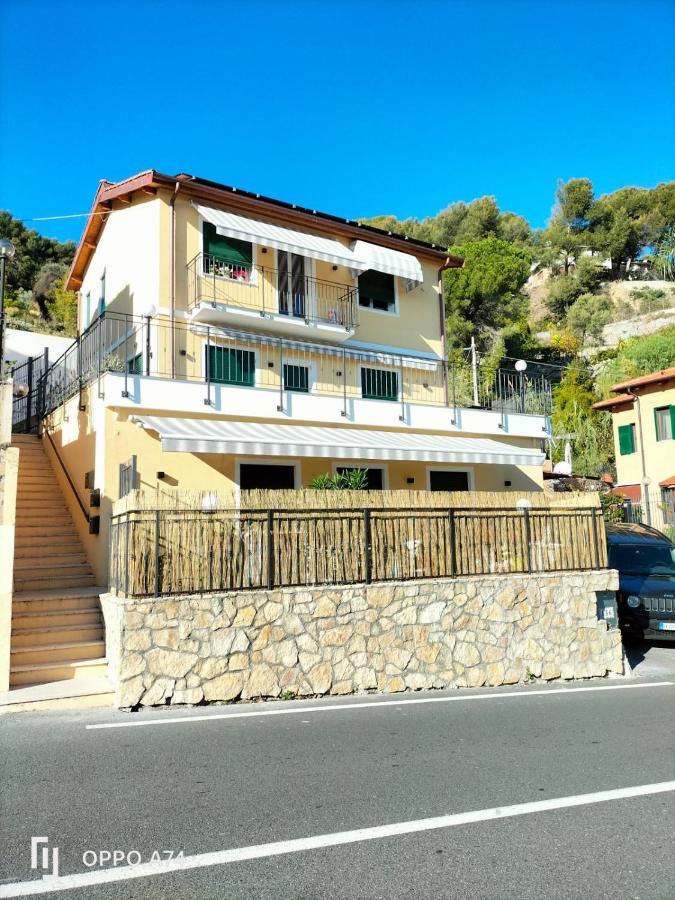 Corso Montecarlo Apartment Ventimiglia Luaran gambar