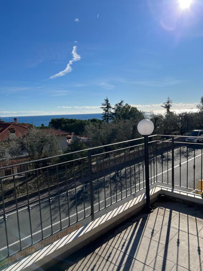 Corso Montecarlo Apartment Ventimiglia Luaran gambar