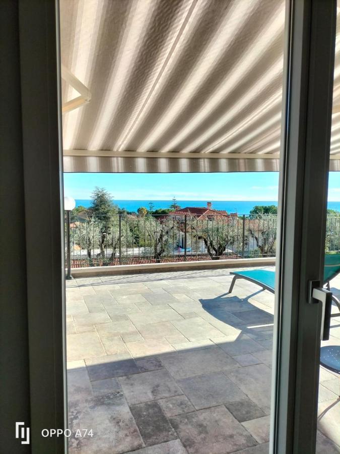 Corso Montecarlo Apartment Ventimiglia Luaran gambar